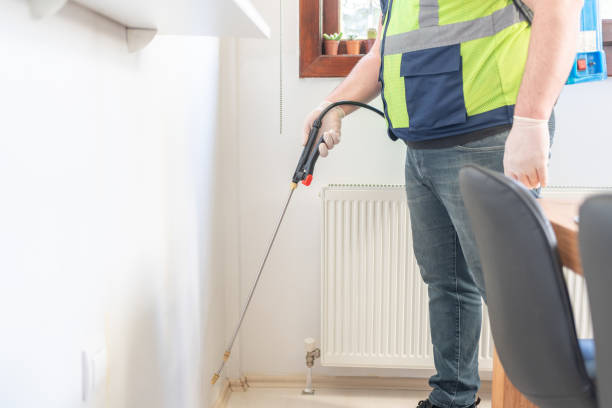 Best Pest Control for Restaurants  in Eastwood, MI